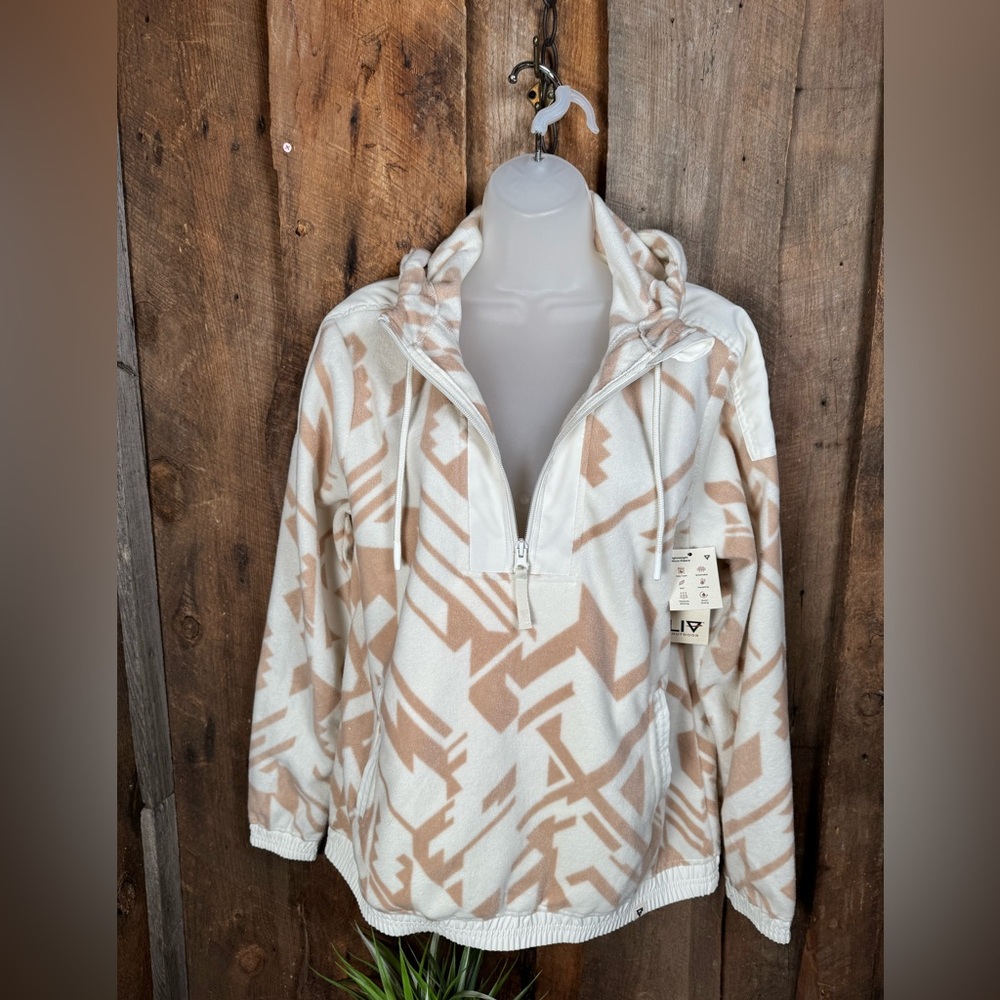 LIv White and Tan Geometric Pullover Fleece- Size Small- NWT